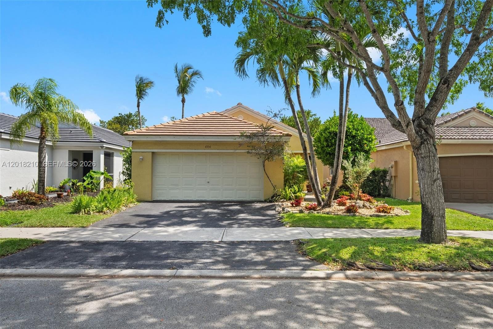 4334 Mahogany Ridge Drive 4334 — photo 2