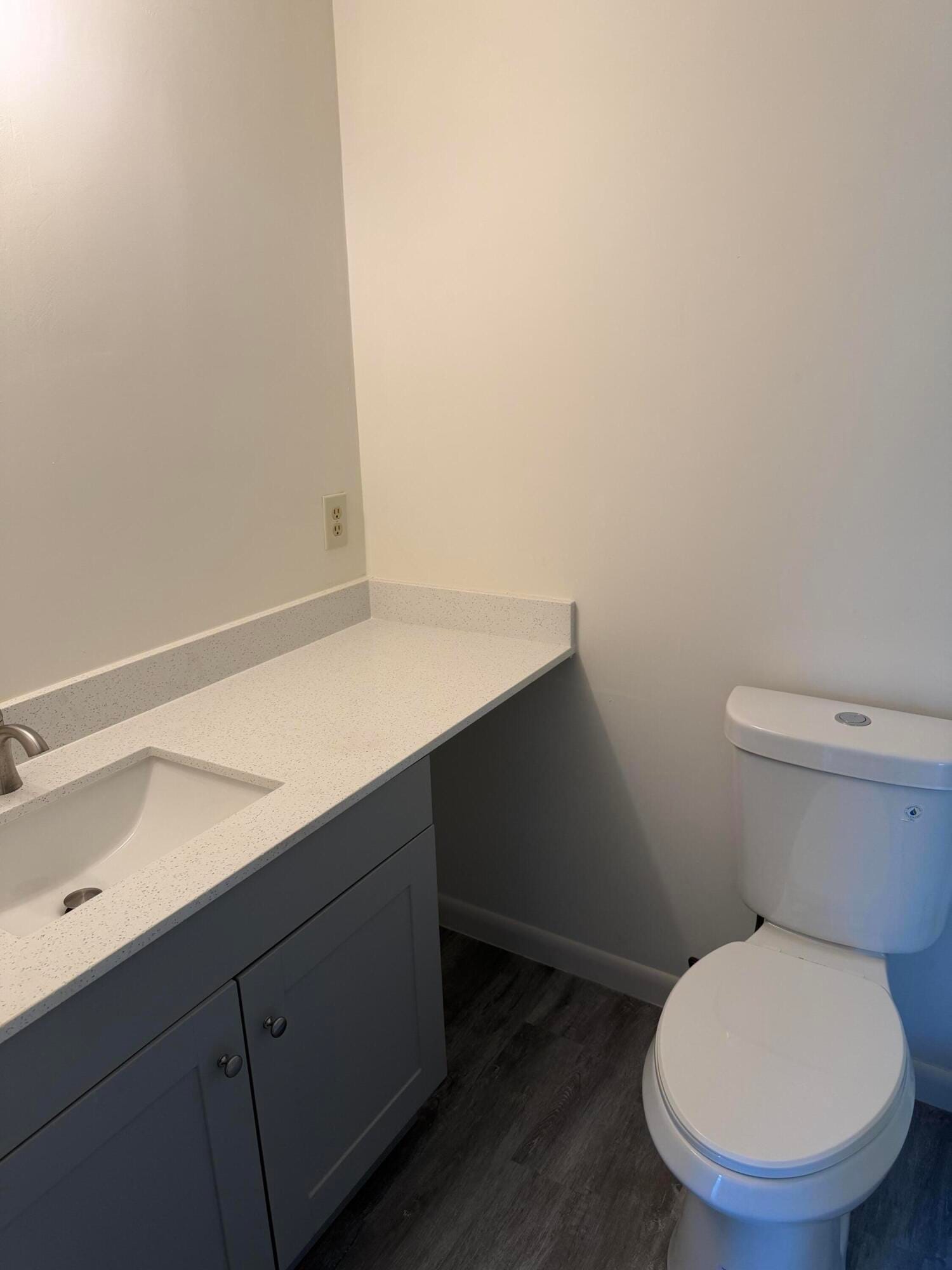 370 E Horizons 203, Boynton Beach, FL 33435 photo 13