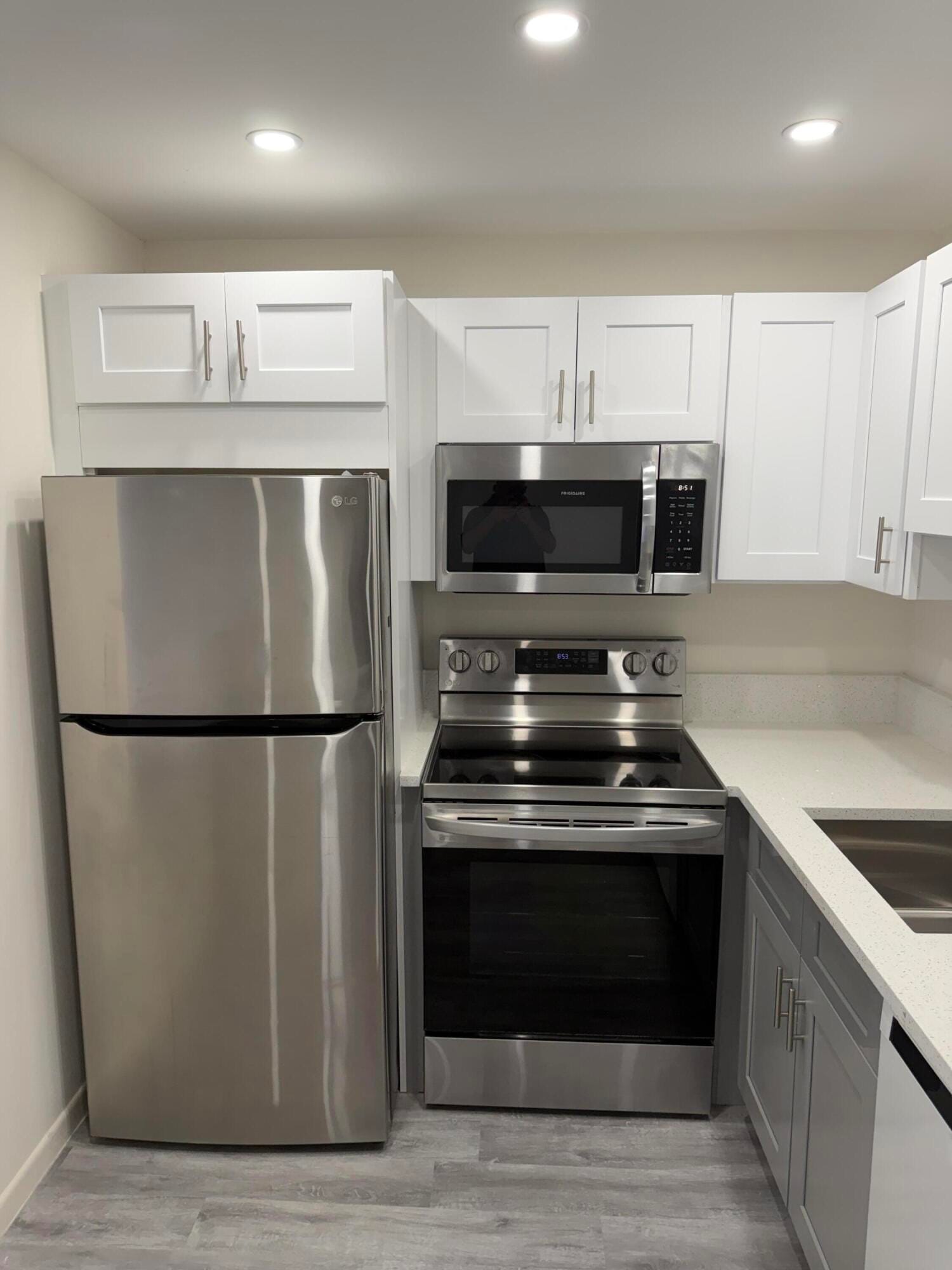 370 E Horizons 203 — photo 4