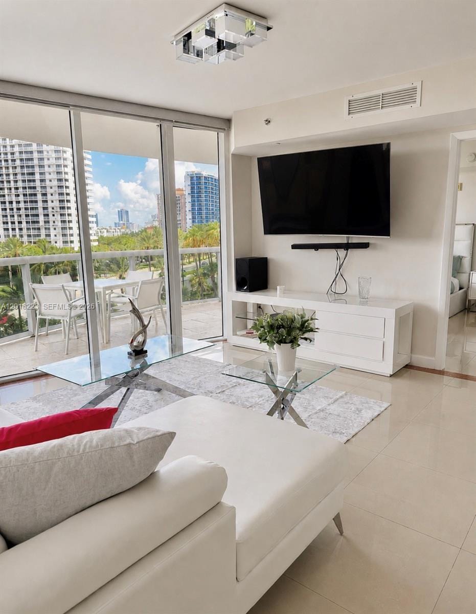 17201 Collins Avenue 506 — photo 4