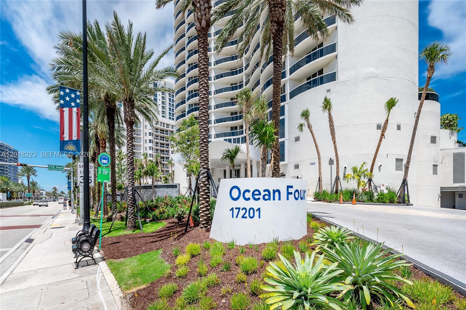 17201 Collins Avenue 506 — photo 9