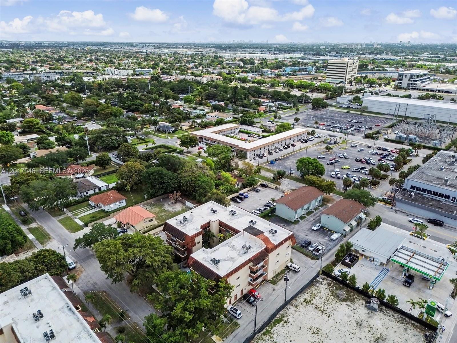 685 Miller Drive E205, Miami Springs, FL 33166 photo 14