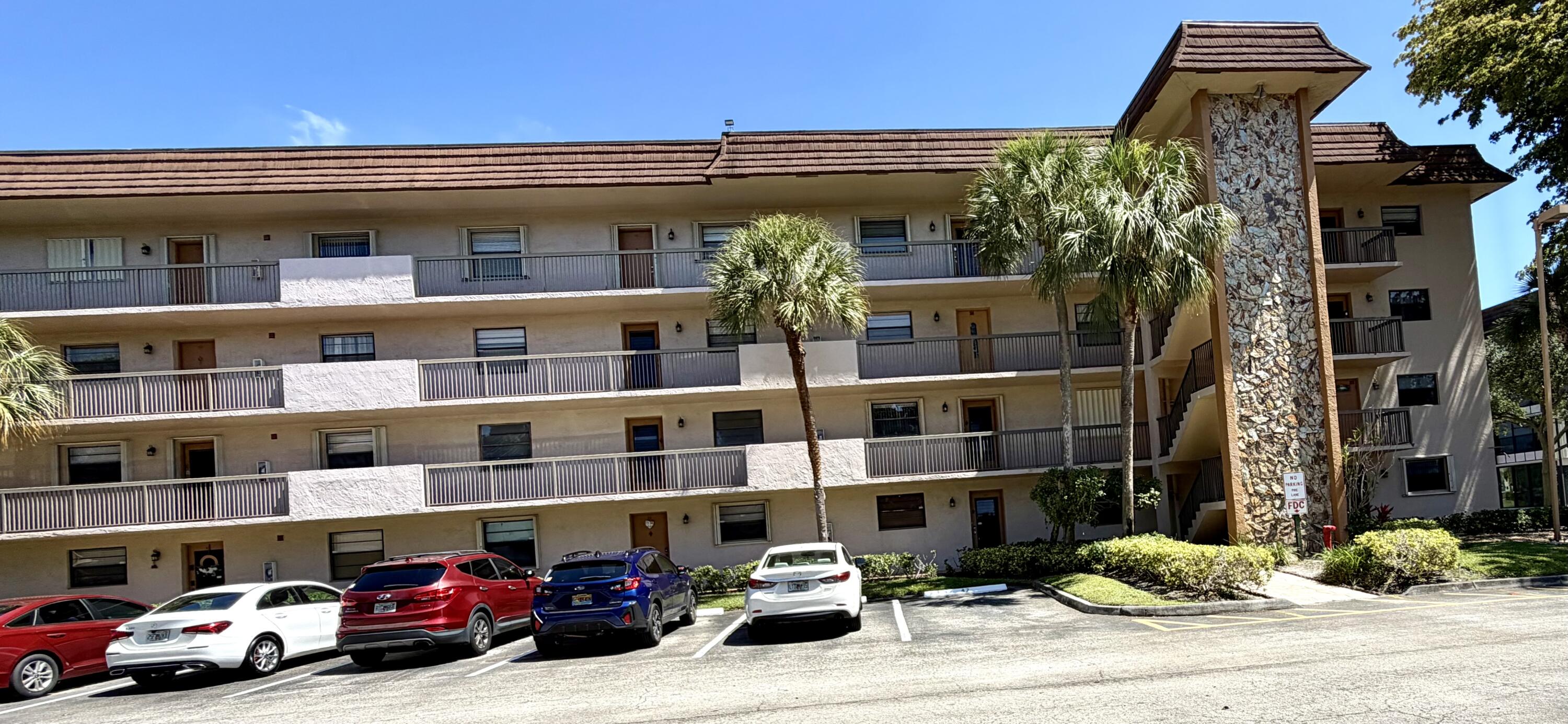 4970 E Sabal Palm Boulevard 315, Tamarac, FL 33319, Tamarac