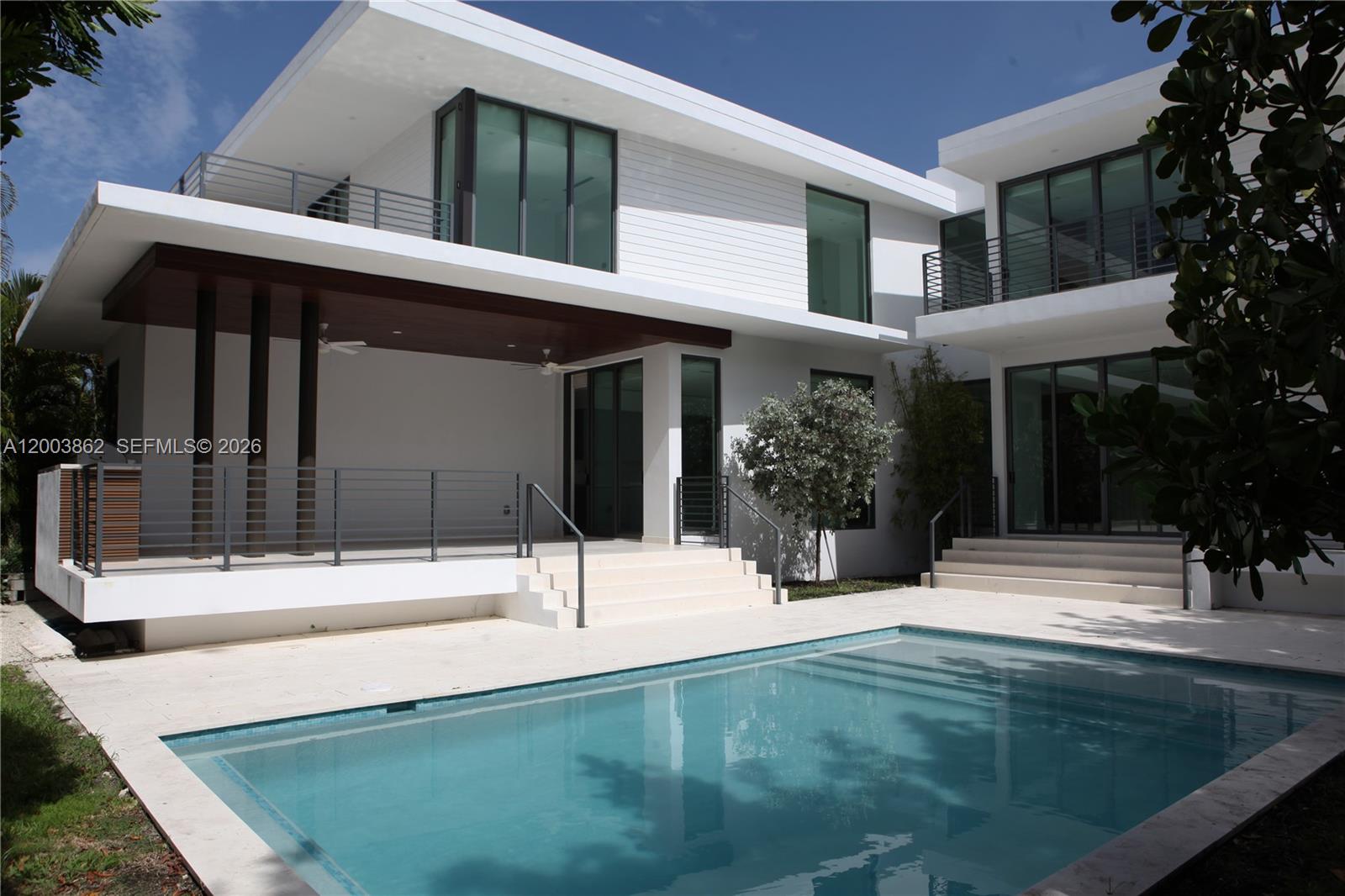 253 W Enid Drive, Key Biscayne, FL 33149, Key Biscayne