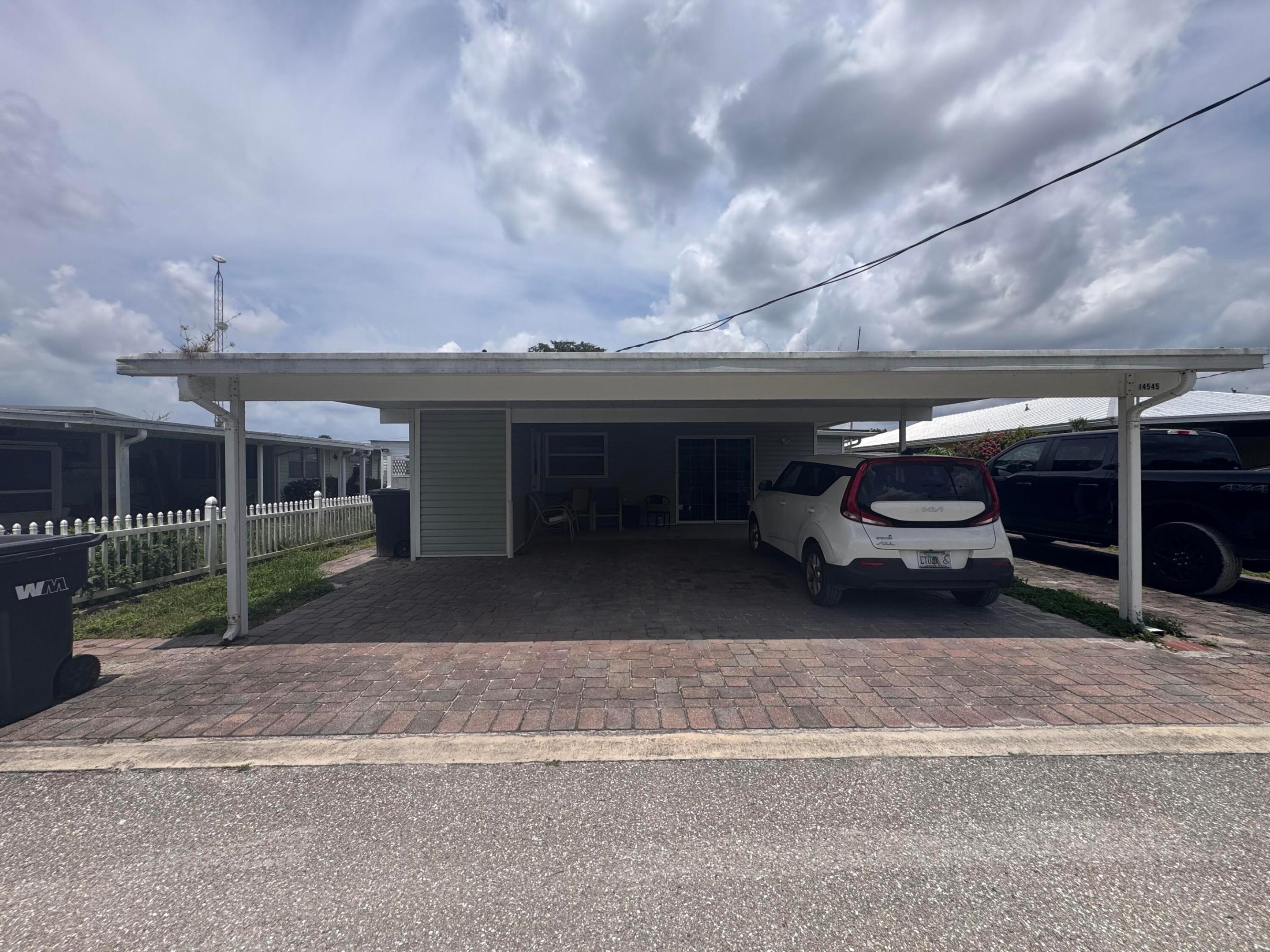 14545 W Center Street, Okeechobee, FL 34972, Okeechobee