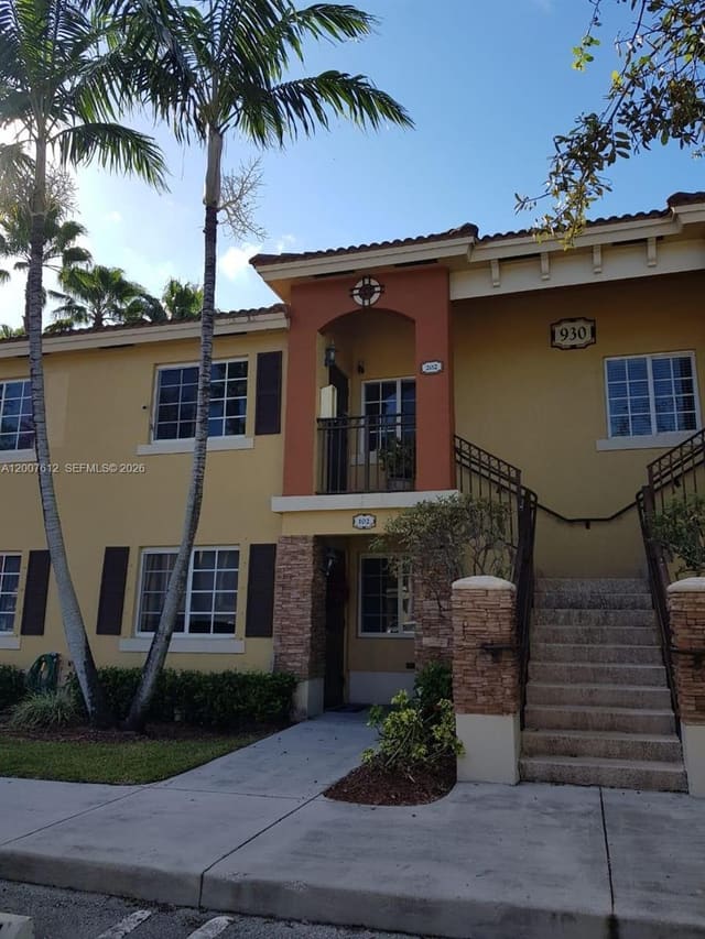 930 NE 33rd Terrace 202, Homestead, FL 33033