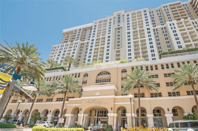 511 SE 5th Avenue 704, Fort Lauderdale, FL 33301