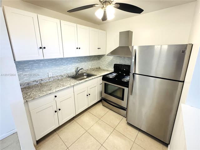 138 Fanshaw D, Boca Raton, FL 33434