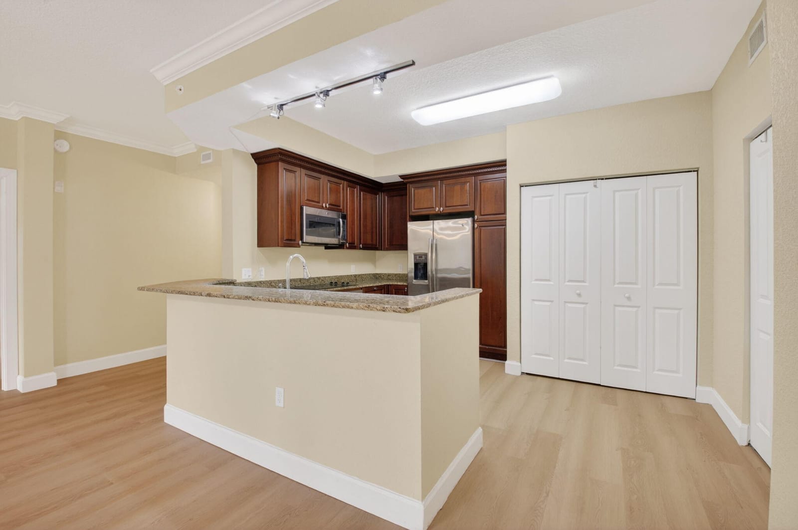 1690 Renaissance Commons Boulevard 1219, Boynton Beach, FL 33426 photo 10