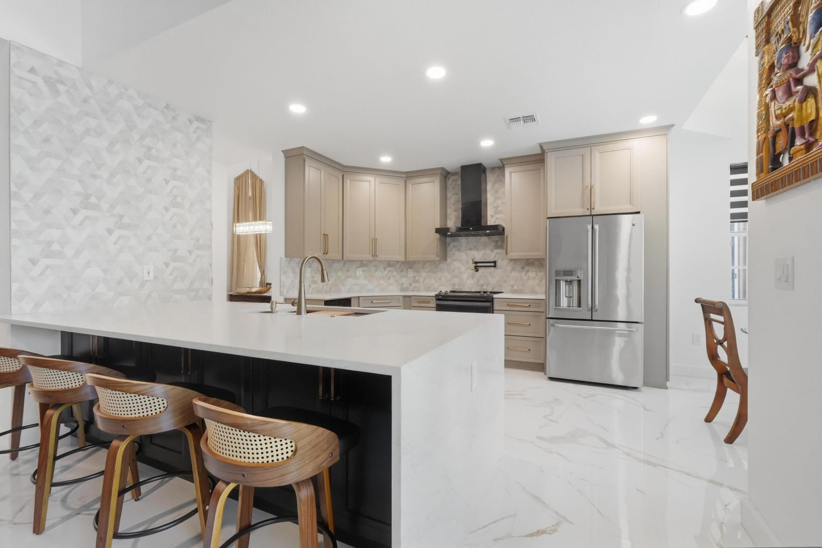 4978 Rothschild Drive — photo 7