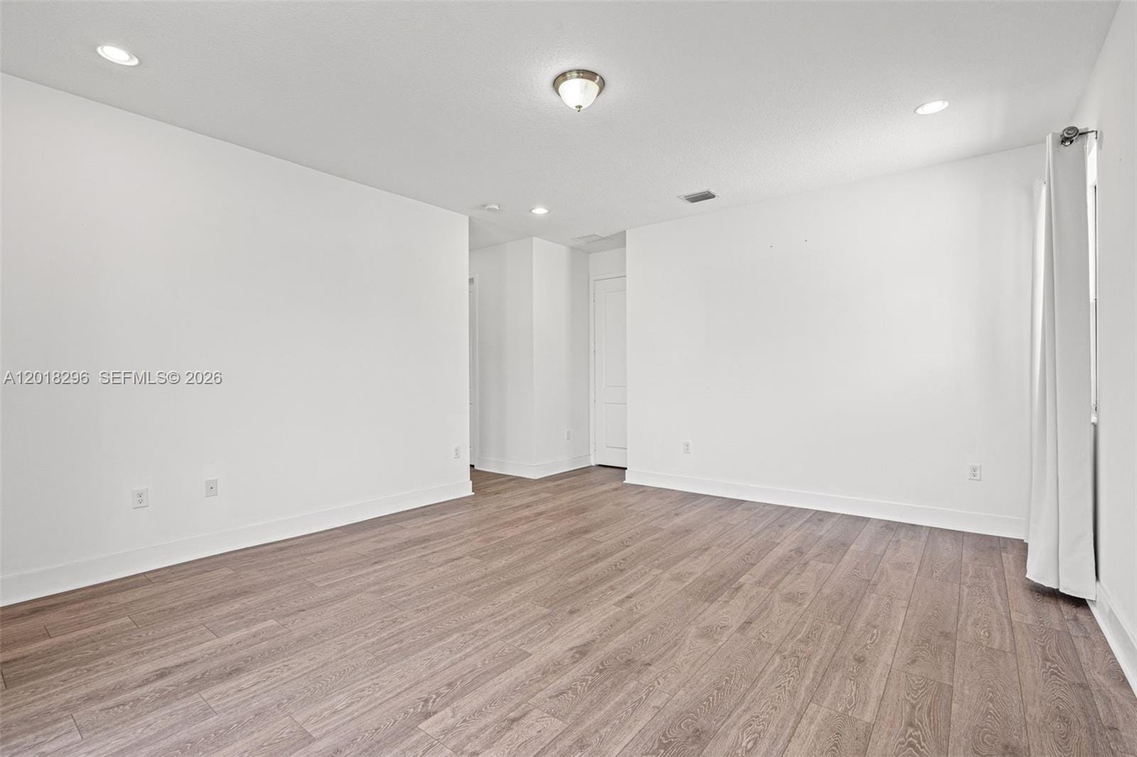 3323 W 96th Place, Hialeah, FL 33018 photo 27