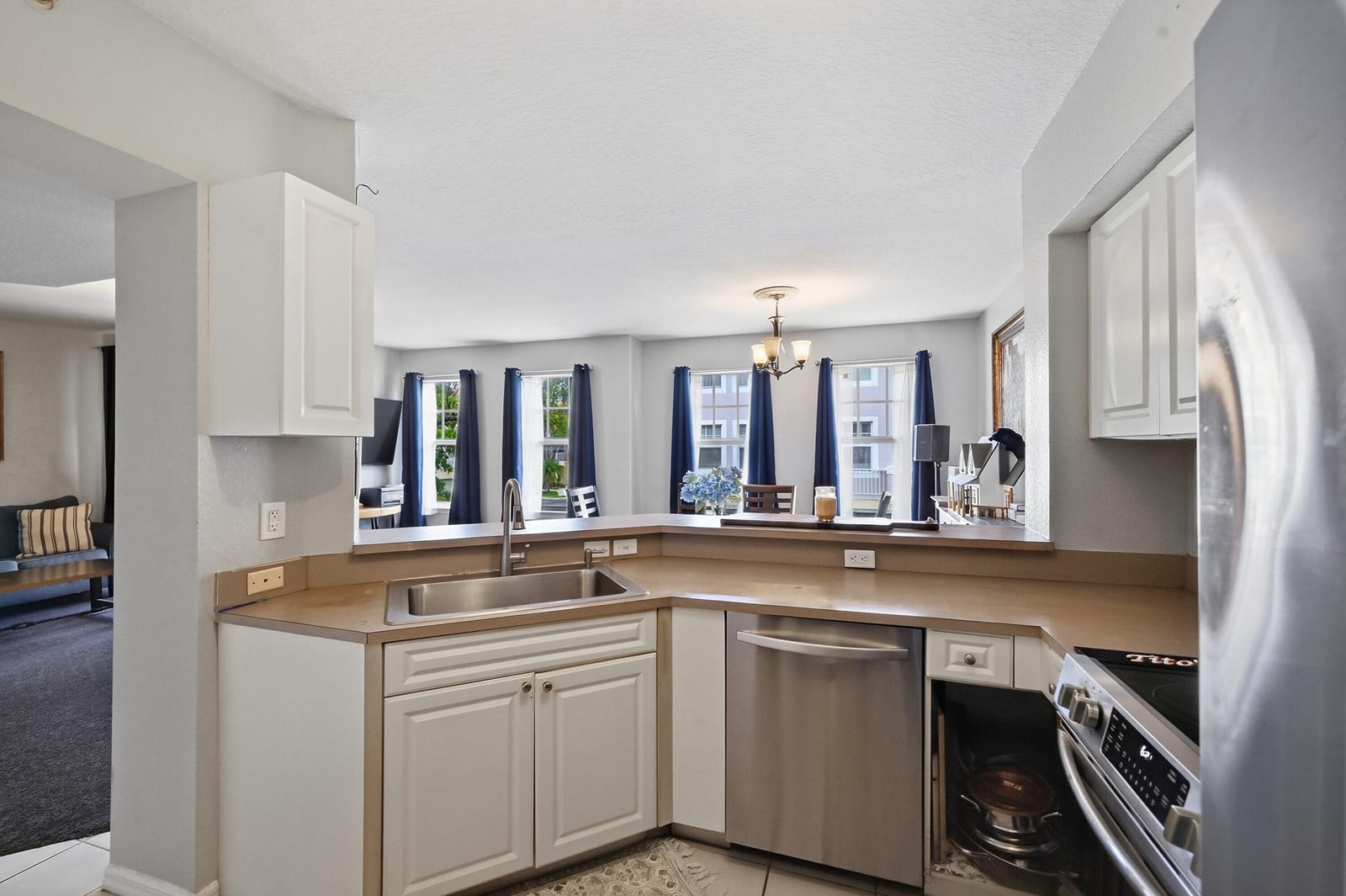 6450 W Sample Road 6450 — photo 11