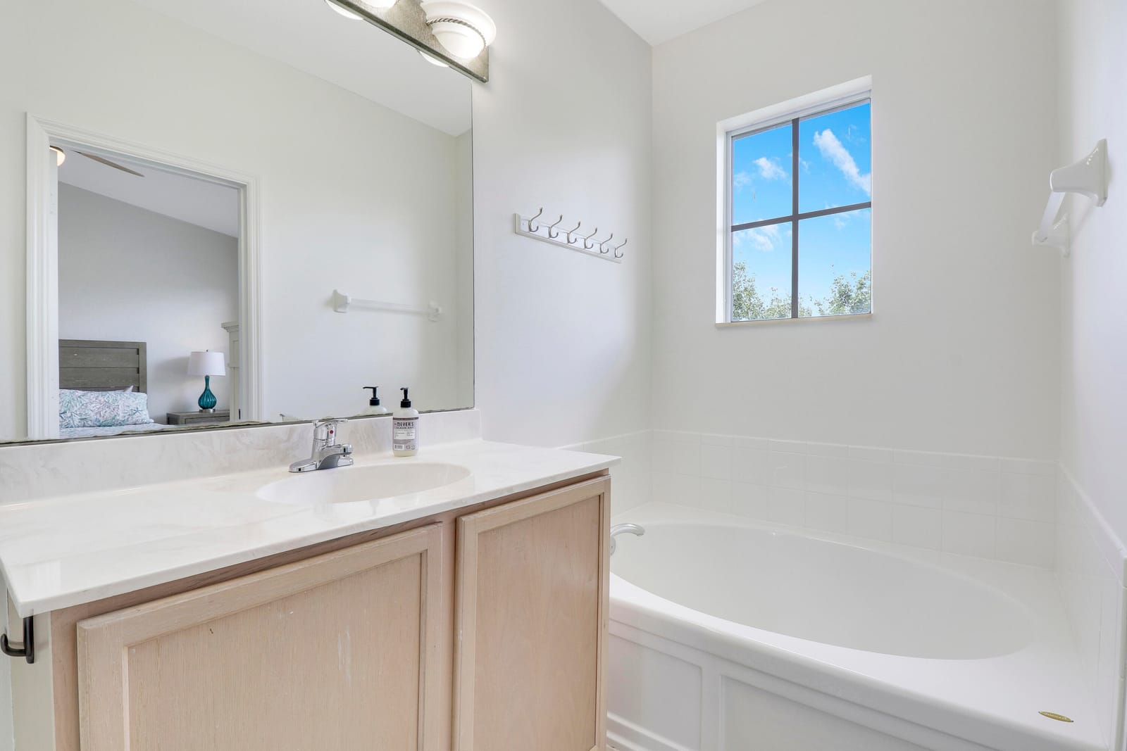 123 E Thatch Palm Circle, Jupiter, FL 33458 photo 15