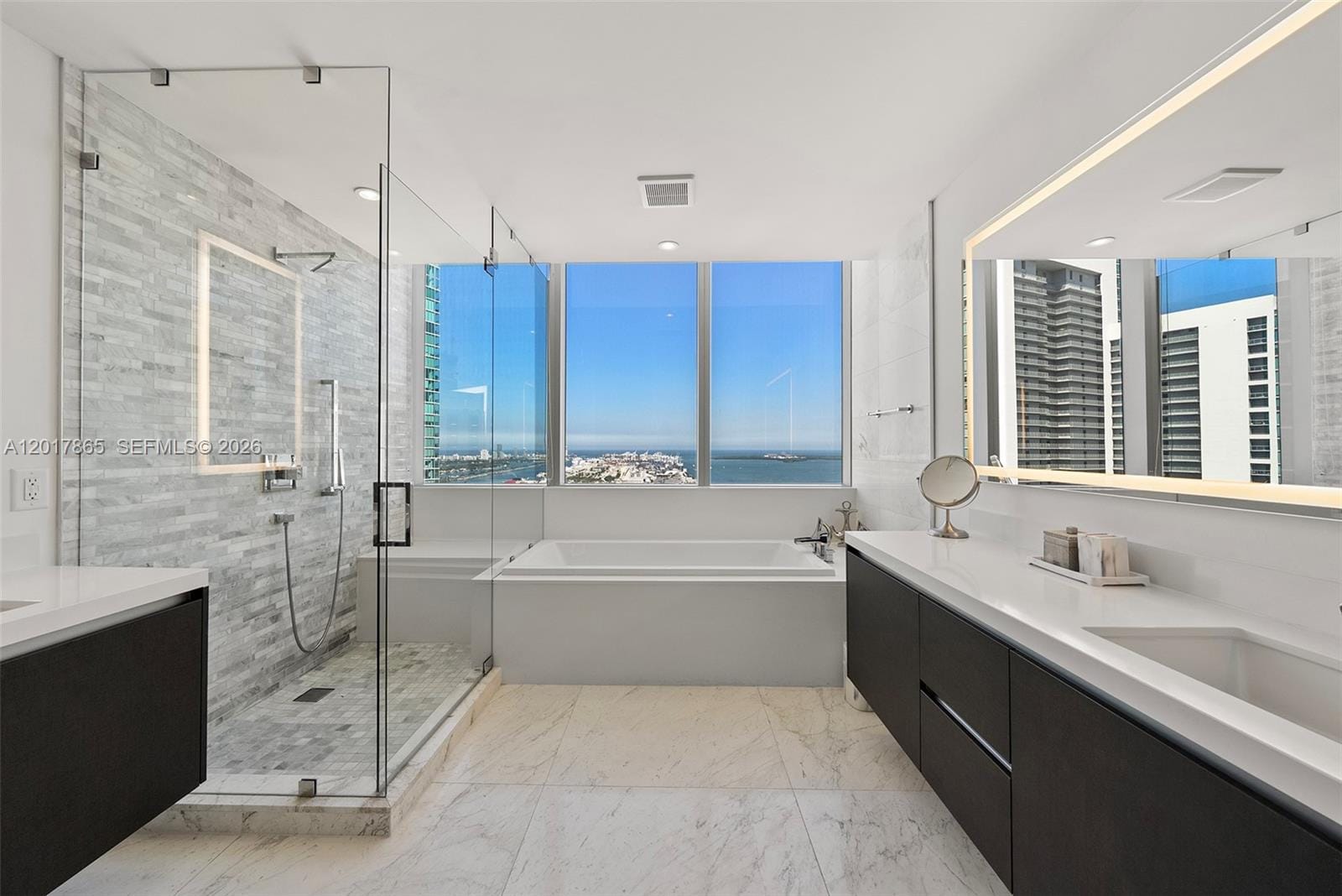 851 NE 1st Avenue 3711, Miami, FL 33132 photo 15