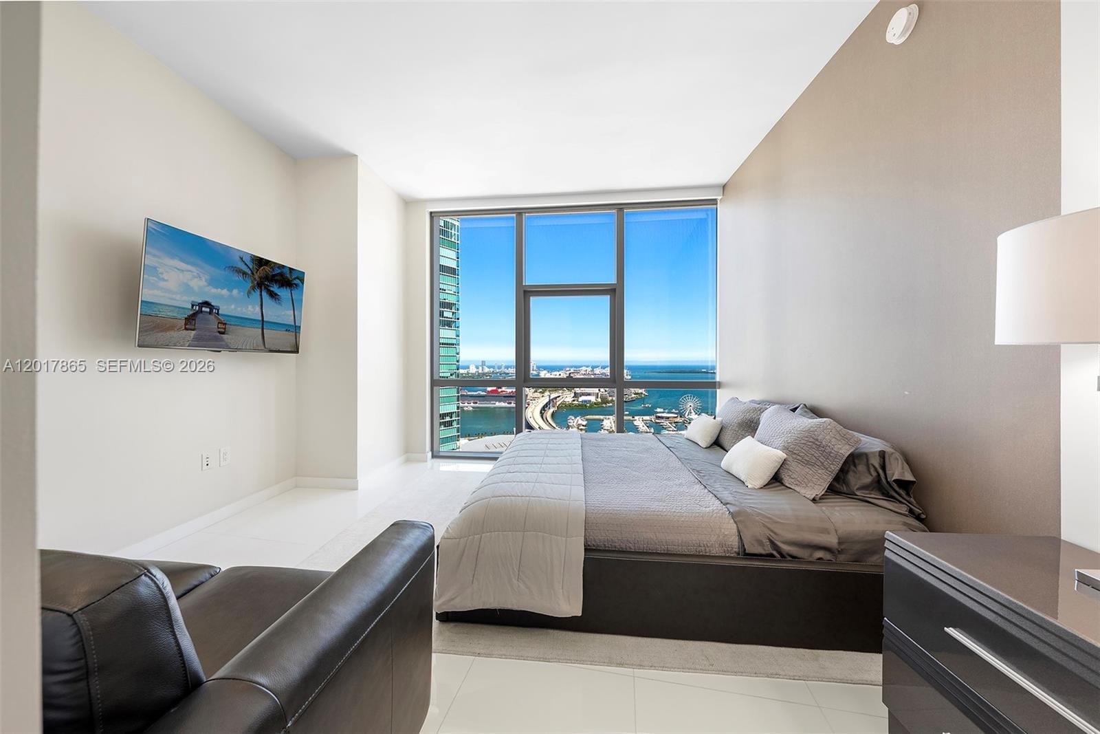 851 NE 1st Avenue 3711, Miami, FL 33132 photo 28