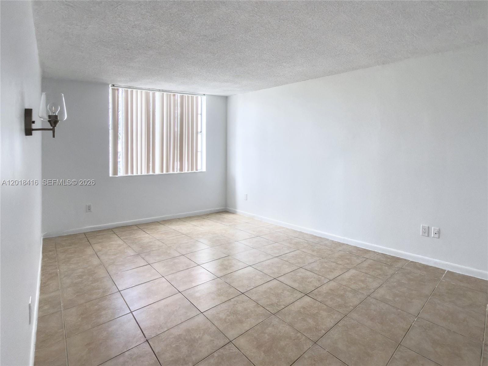 496 NW 165th St Road D-410 — photo 5
