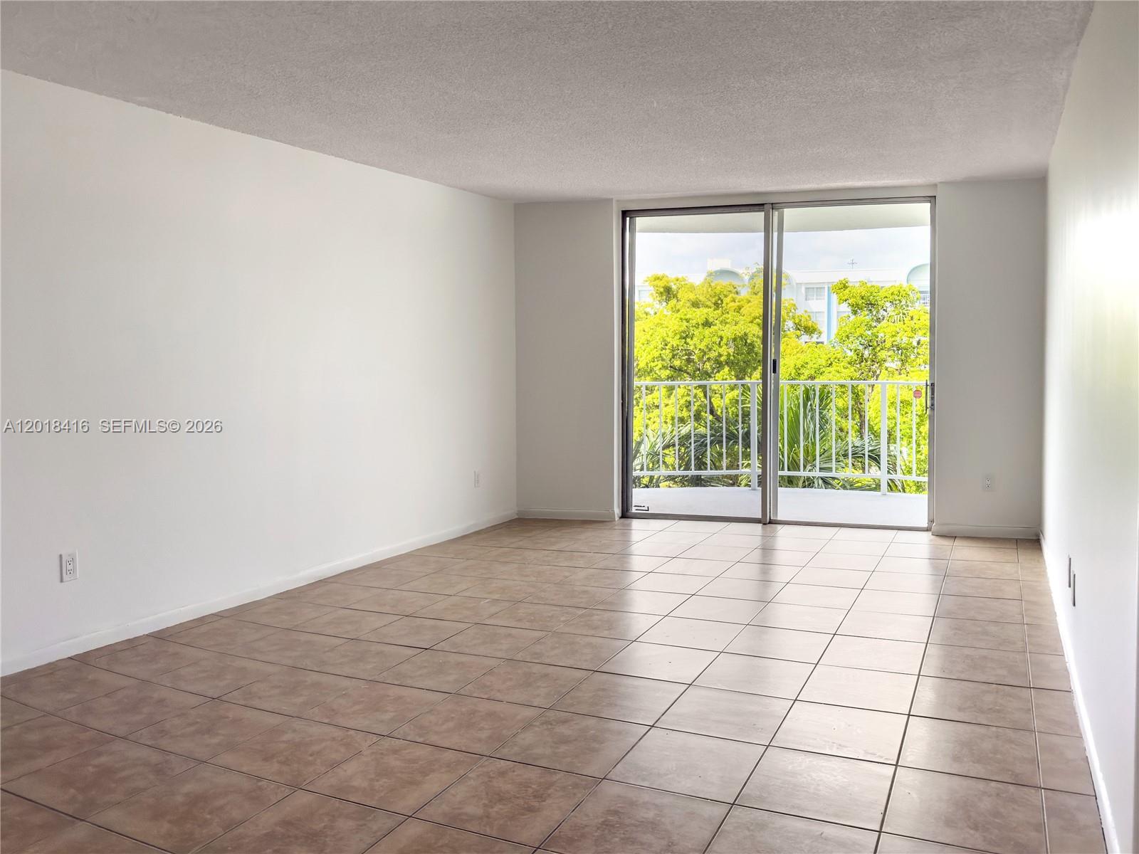 496 NW 165th St Road D410, Miami, FL 33169, Miami