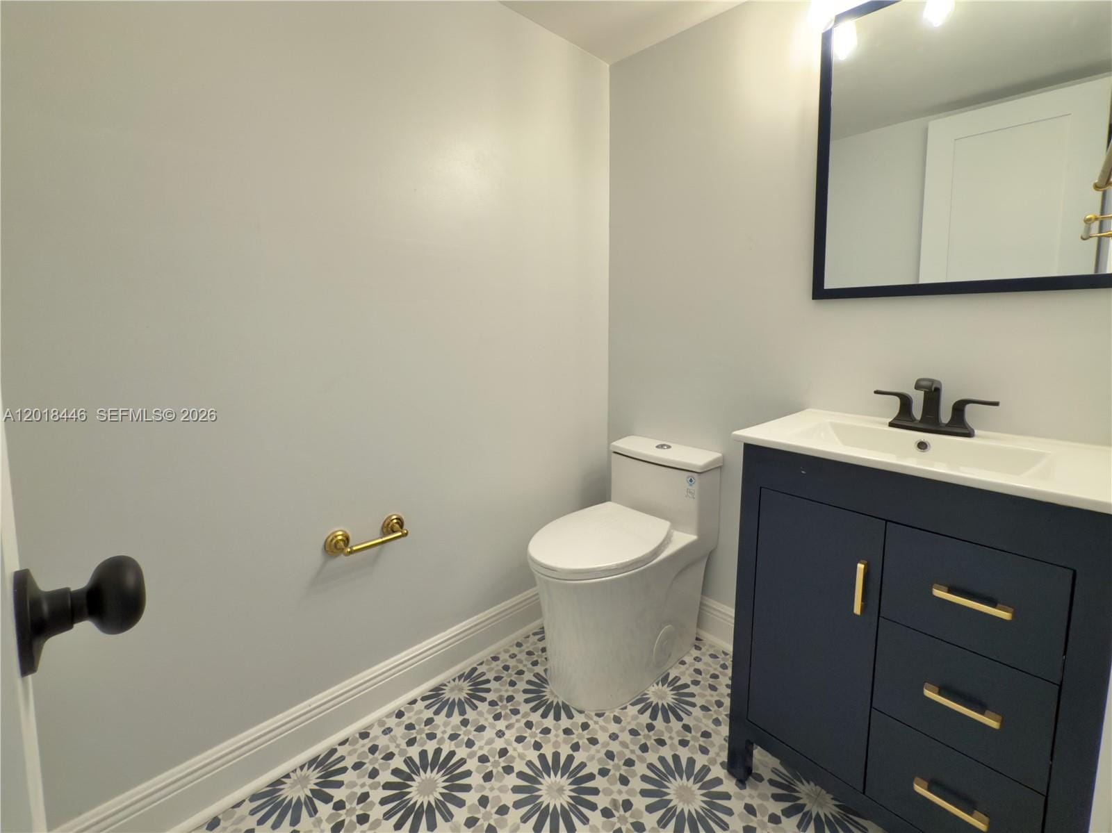 12070 Alternate A1a D5 D5 — photo 10