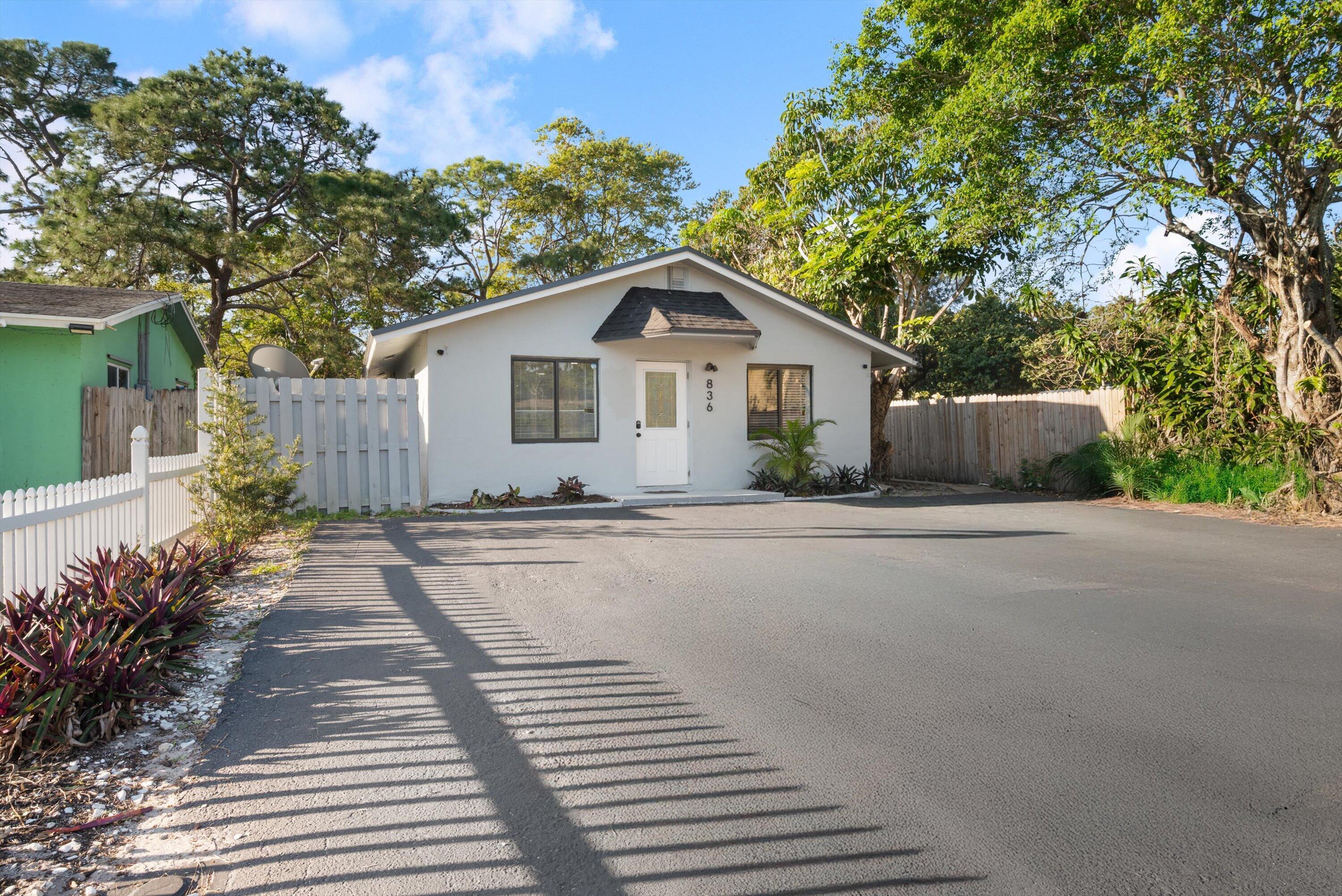 836 SW 13th Court, Pompano Beach, FL 33060, Pompano Beach