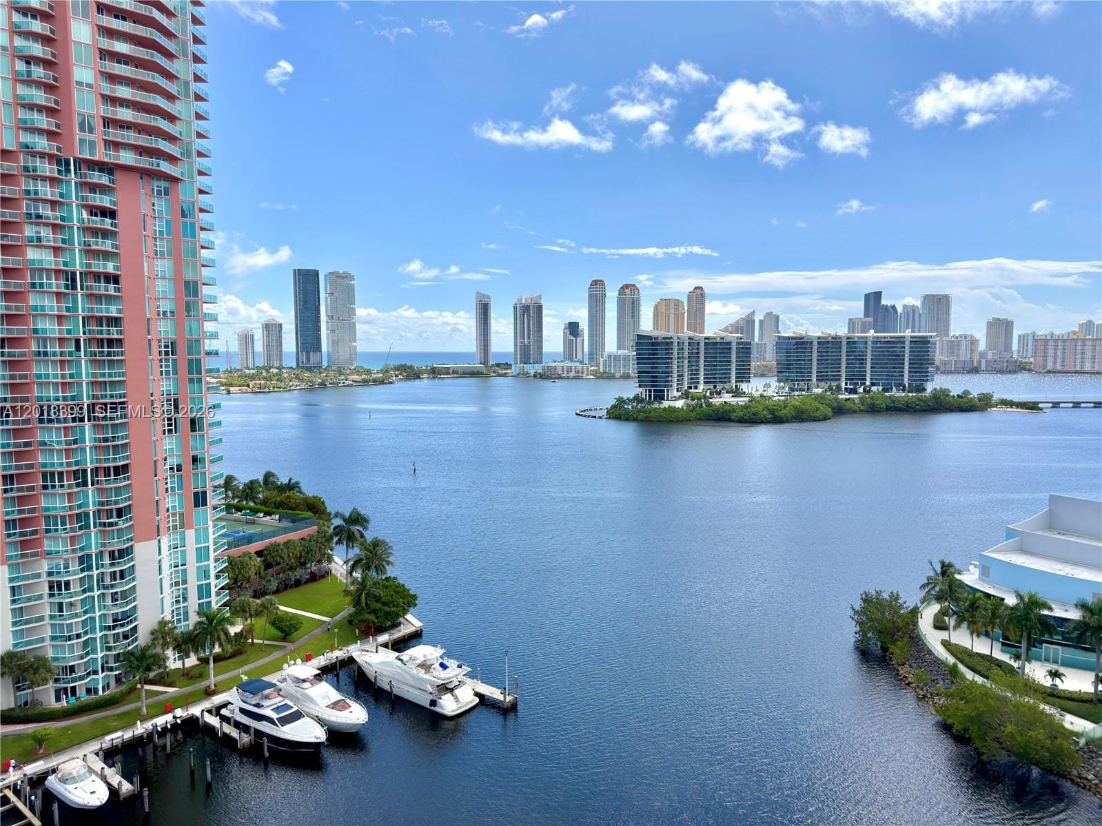 3330 NE 190th Street 1610, Aventura, FL 33180 photo 2