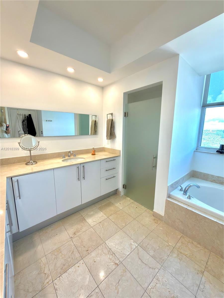 3330 NE 190th Street 1610, Aventura, FL 33180 photo 18
