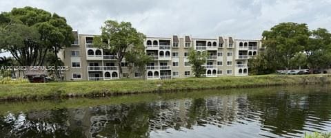 7815 Camino Real i417, Village Of Kings Creek Co, Miami, FL