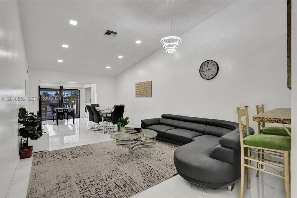 5434 SW 25th Avenue — photo 3