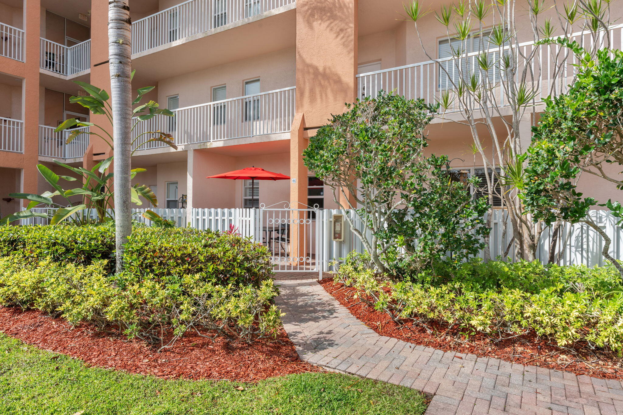 7735 Yardley Drive 103, Tamarac, FL 33321, Tamarac
