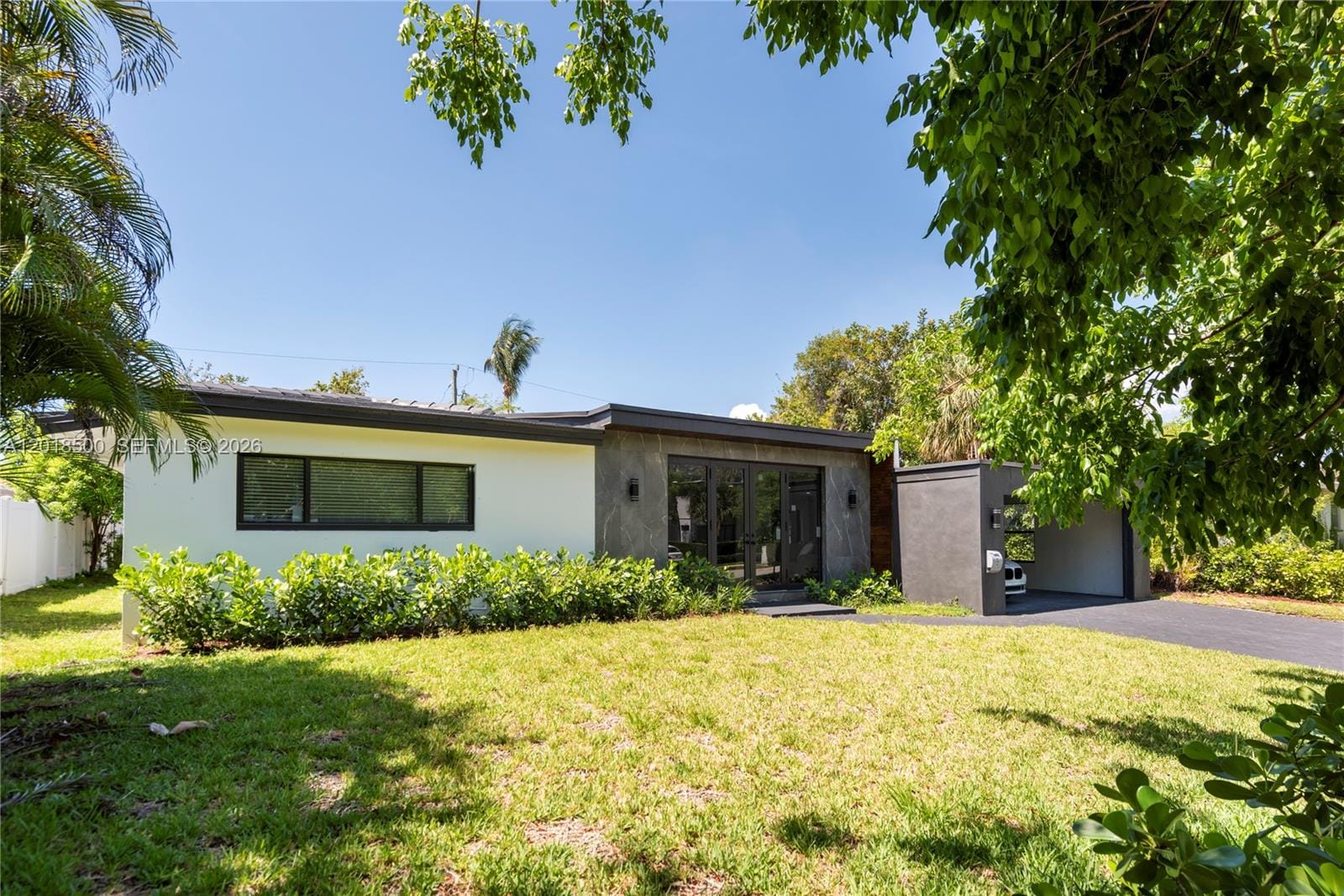 2308 SE 18 Street — photo 2