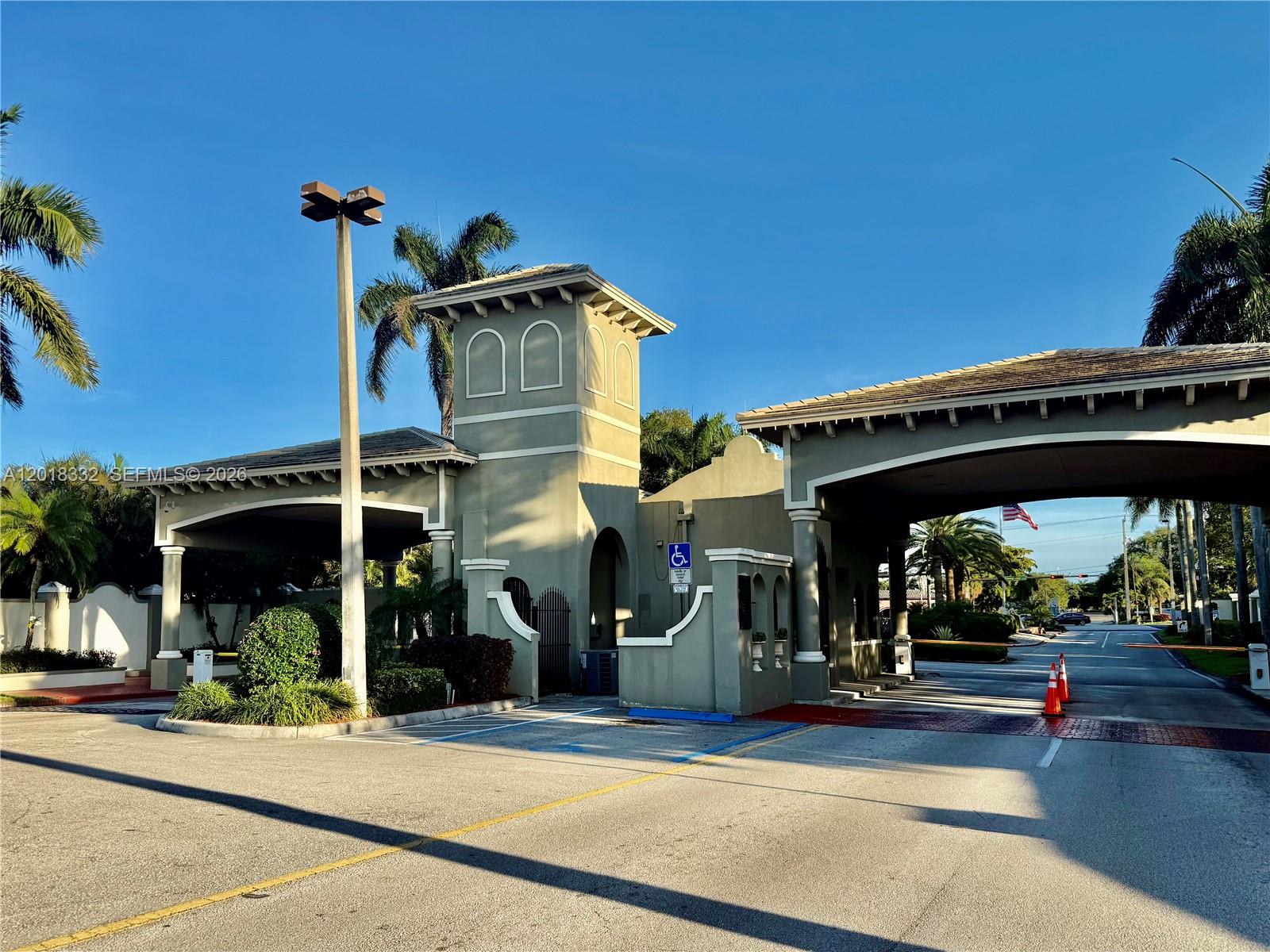 2301 Lucaya Lane O1, Coconut Creek, FL 33066, Coconut Creek