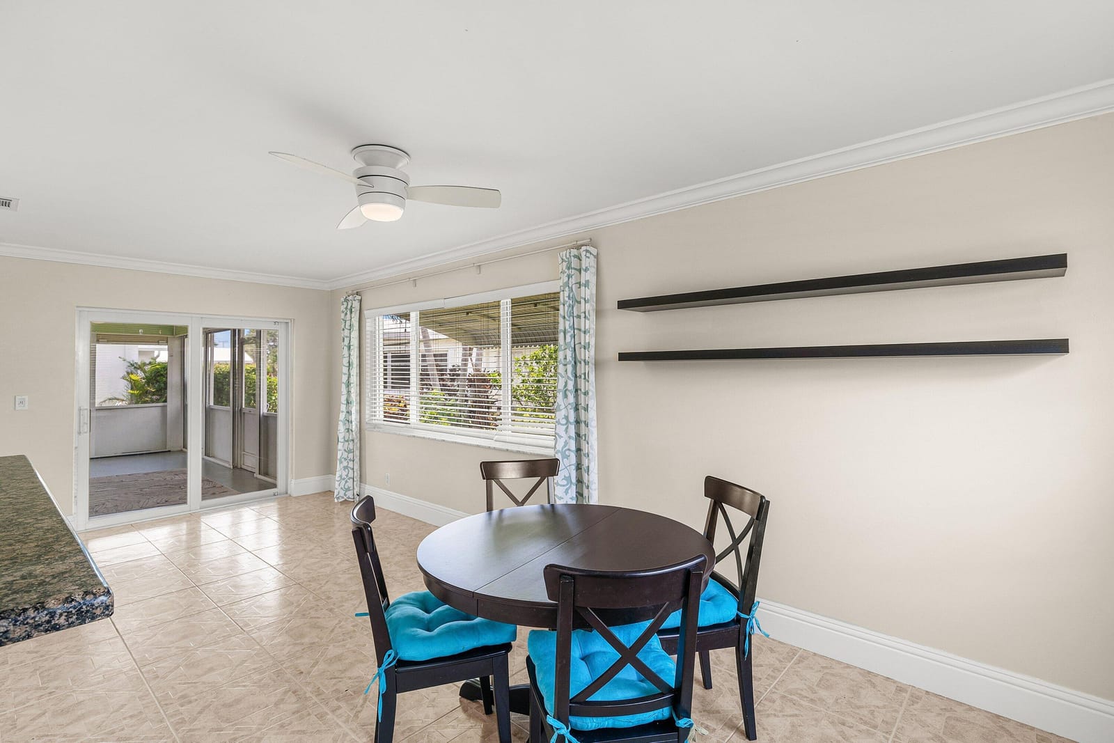 2105 SW 14th Place — photo 11