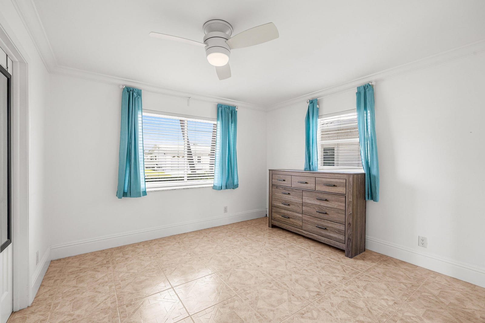 2105 SW 14th Place, Boynton Beach, FL 33426 photo 15
