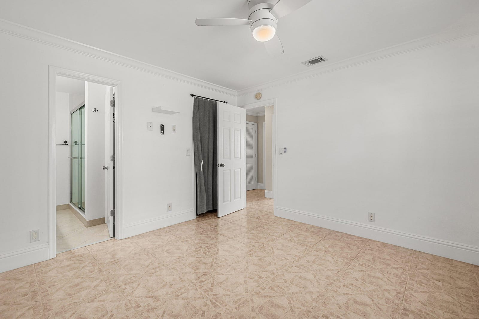 2105 SW 14th Place, Boynton Beach, FL 33426 photo 17