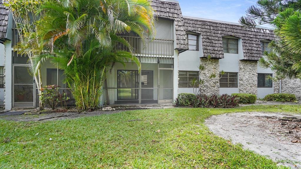 3105 Oakland Shores Drive J207, Oakland Park, FL 33309 photo 2