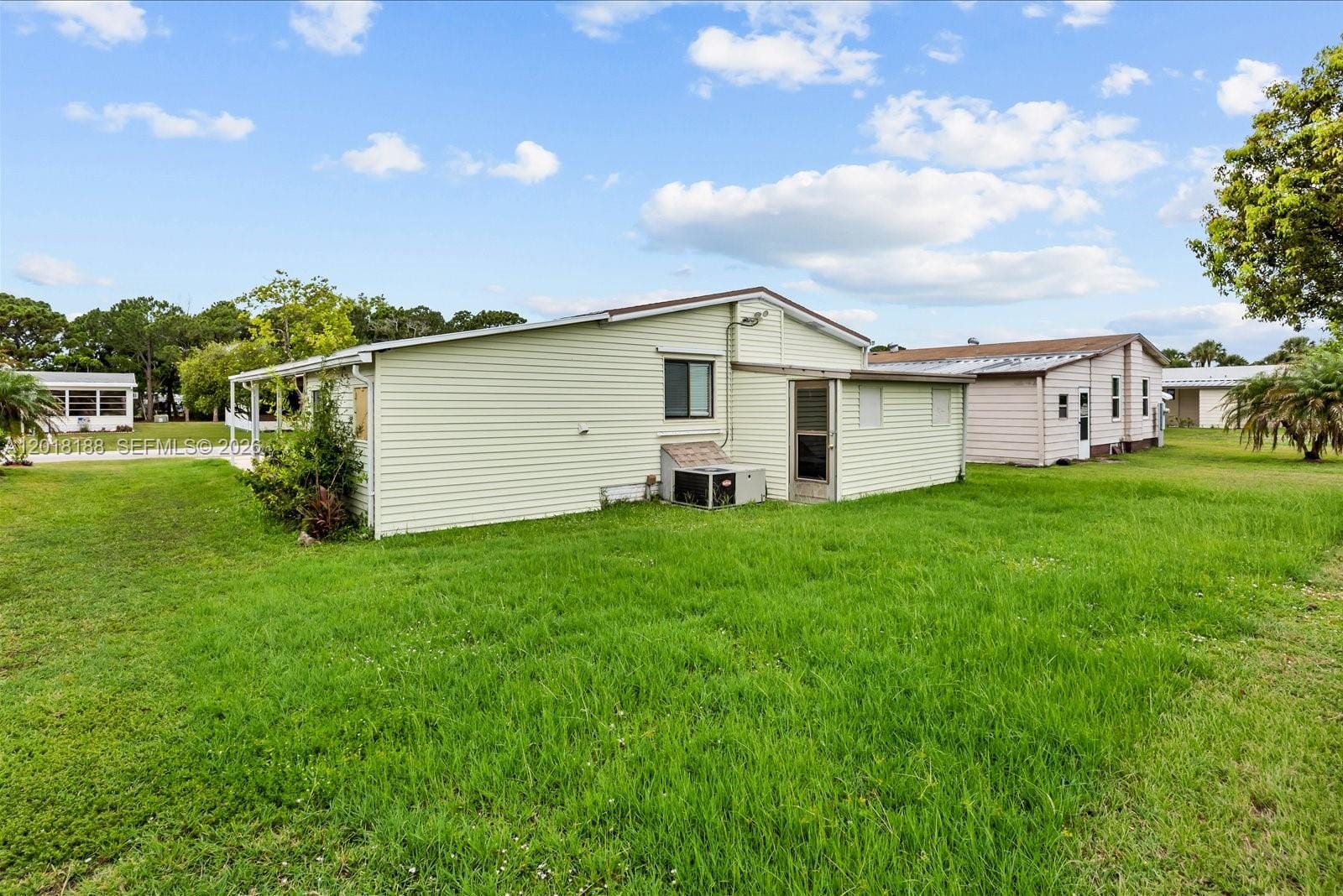 8208 W Bitterbush Lane, Port St. Lucie, FL 34952 photo 21