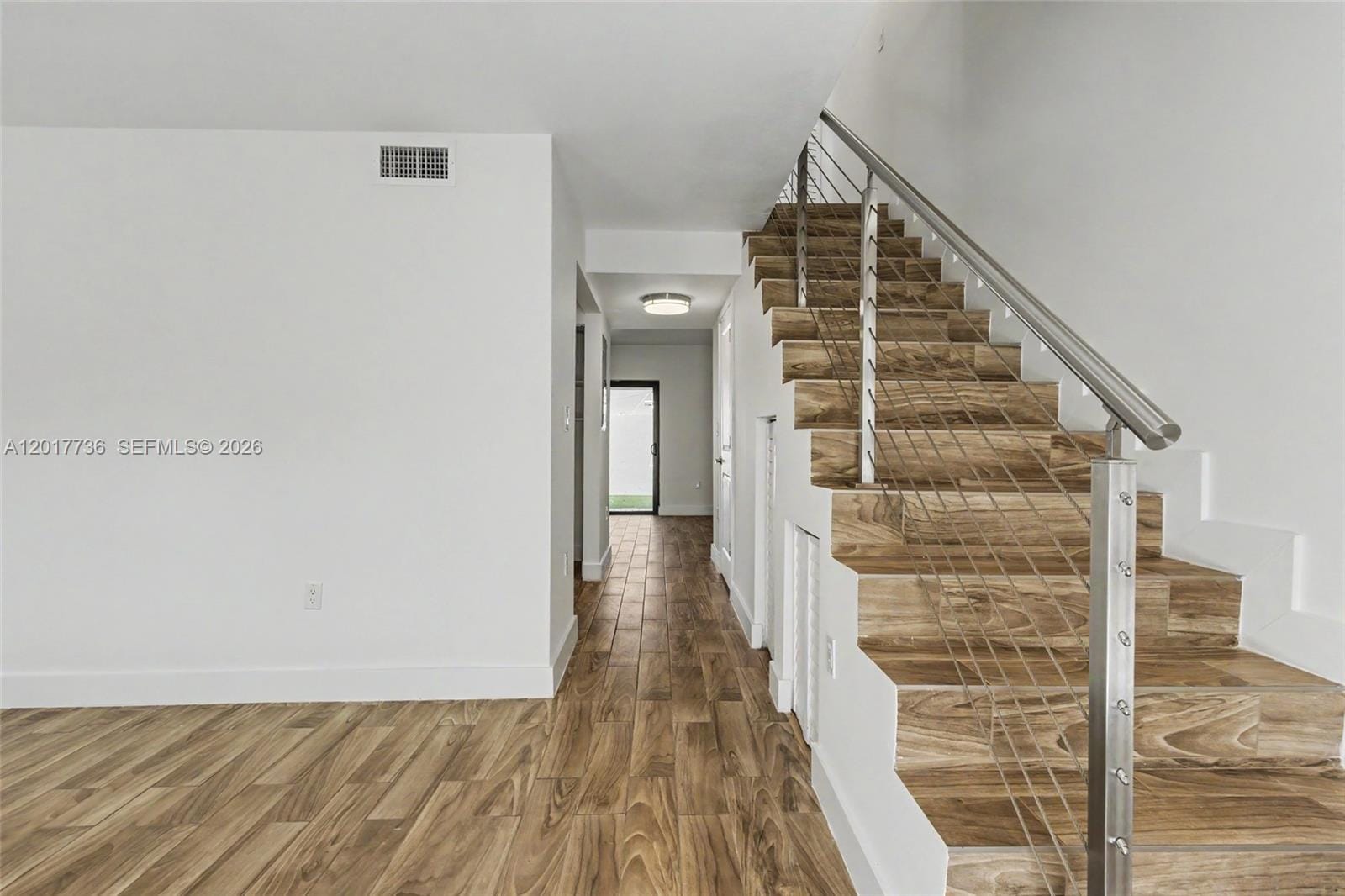 122 SW 56th Avenue — photo 5