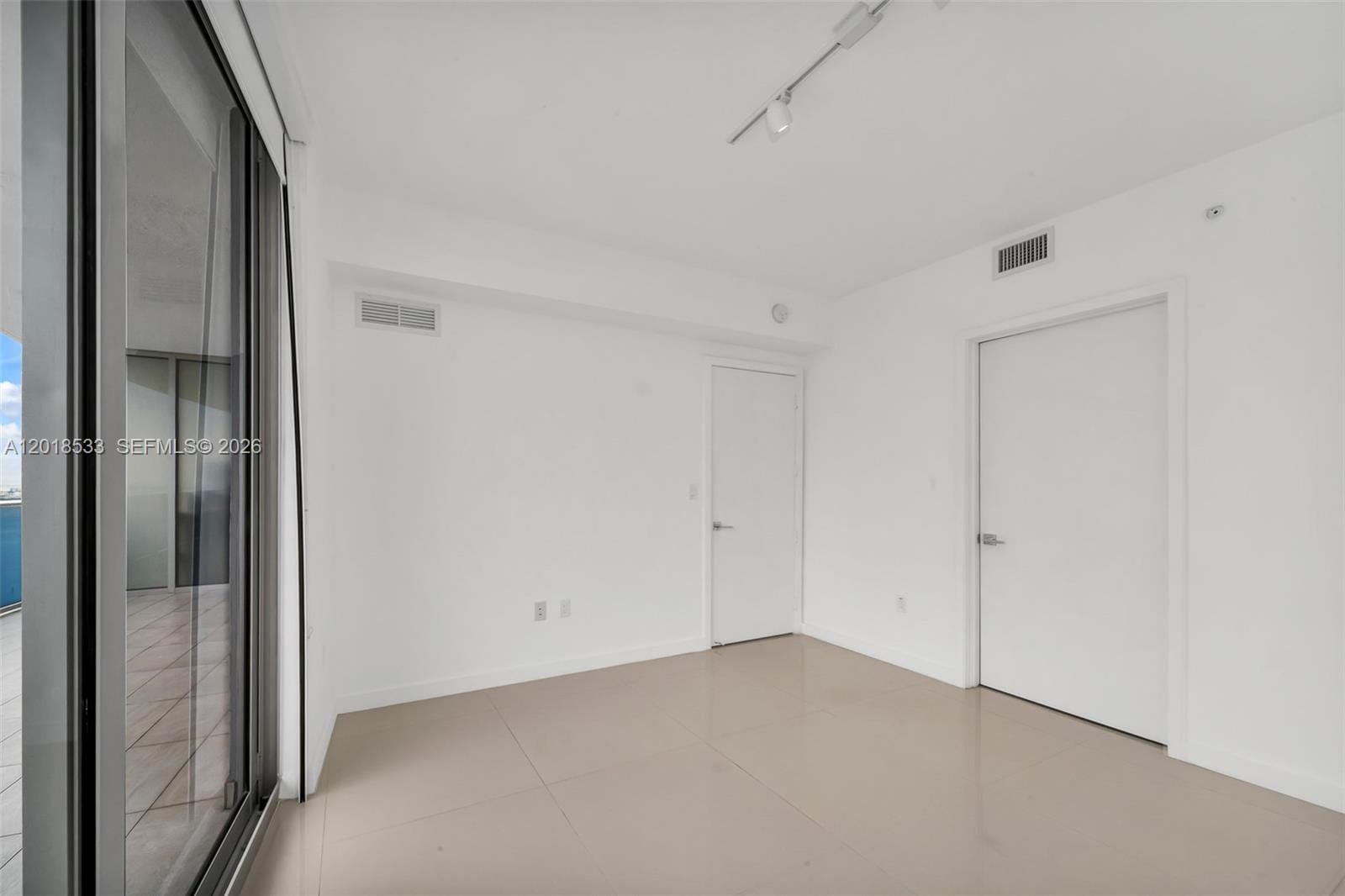 488 NE 18th Street 4005, Miami, FL 33132 photo 13