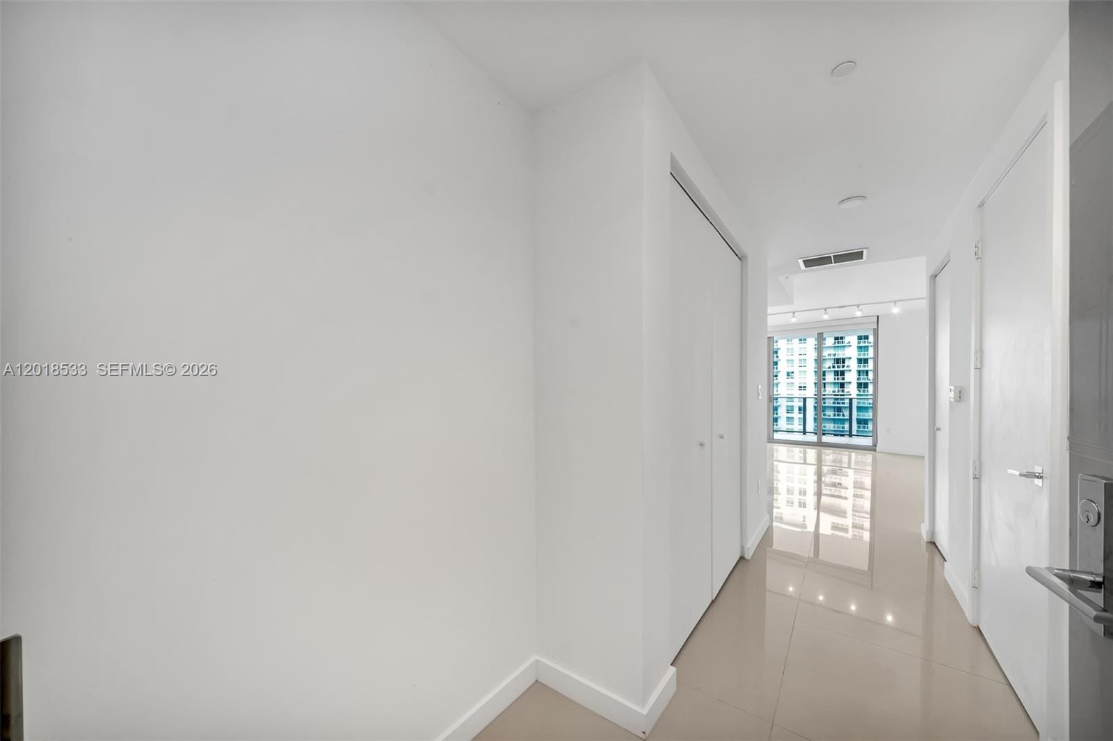 488 NE 18th Street 4005, Miami, FL 33132 photo 16