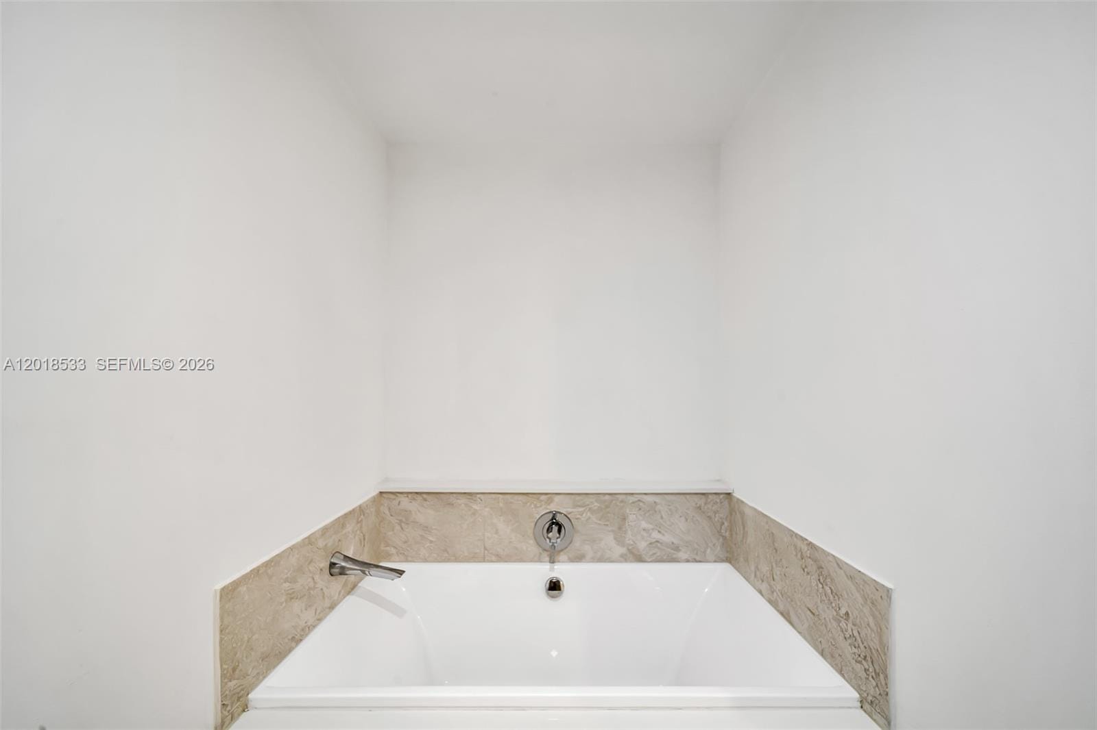 488 NE 18th Street 4005, Miami, FL 33132 photo 22