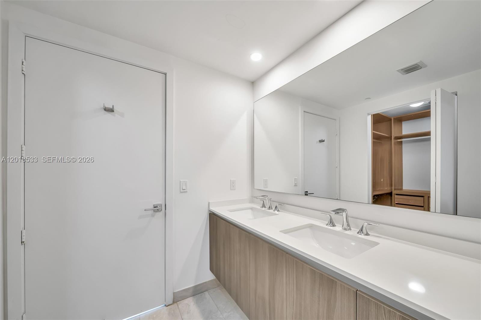 488 NE 18th Street 4005, Miami, FL 33132 photo 25