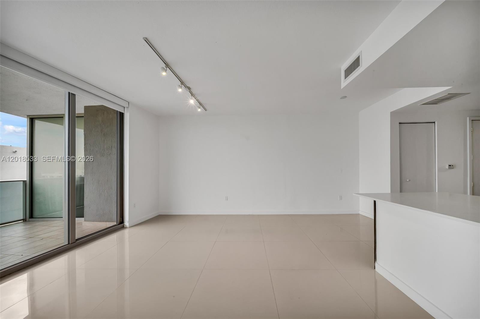 488 NE 18th Street 4005, Miami, FL 33132 photo 10