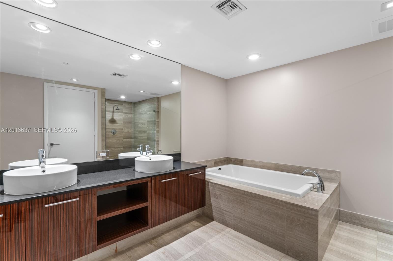 3951 S Ocean Drive 1002, Hollywood, FL 33019 photo 15
