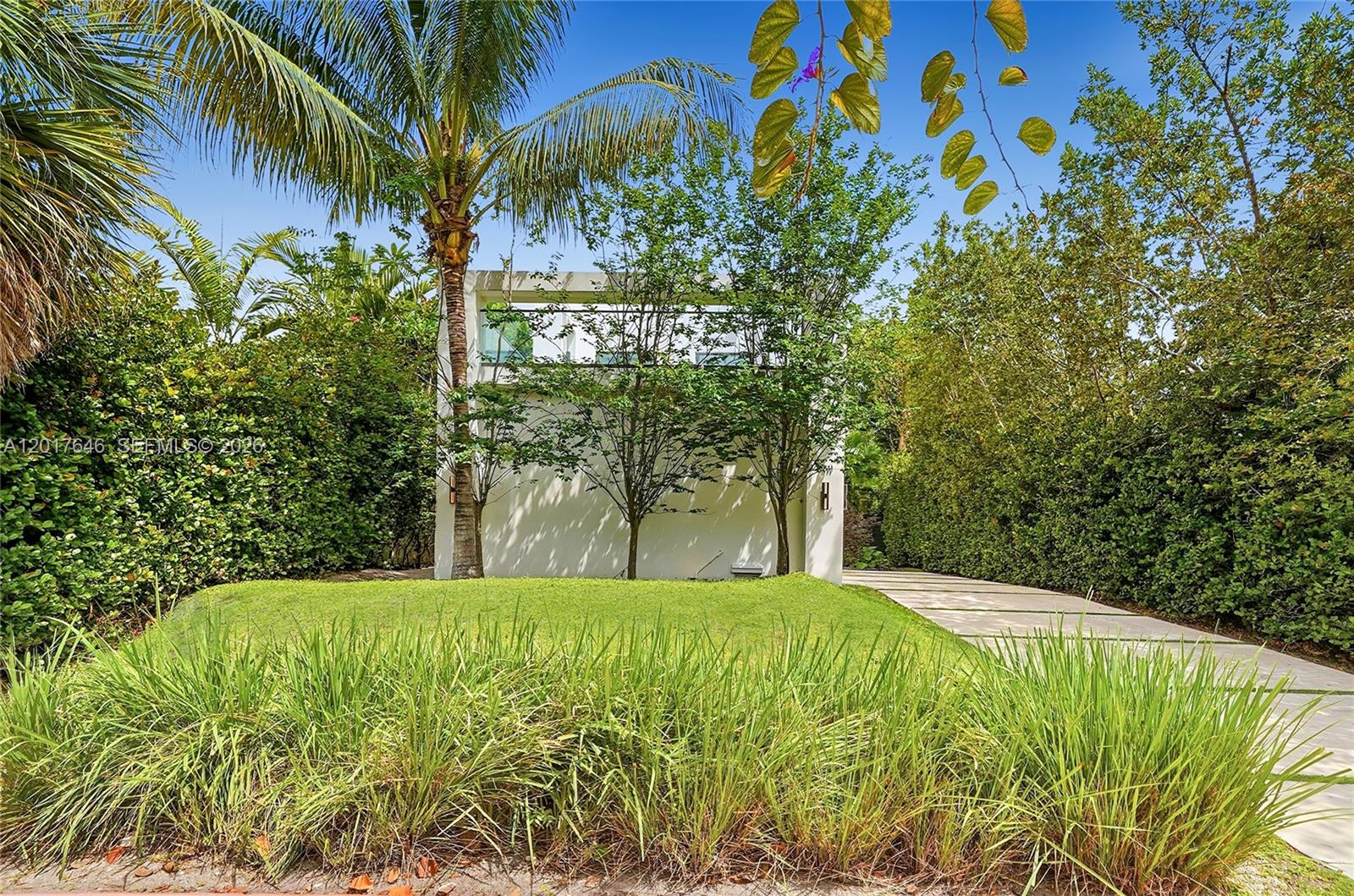 1311 Bay Drive, Miami Beach, FL 33141 photo 2