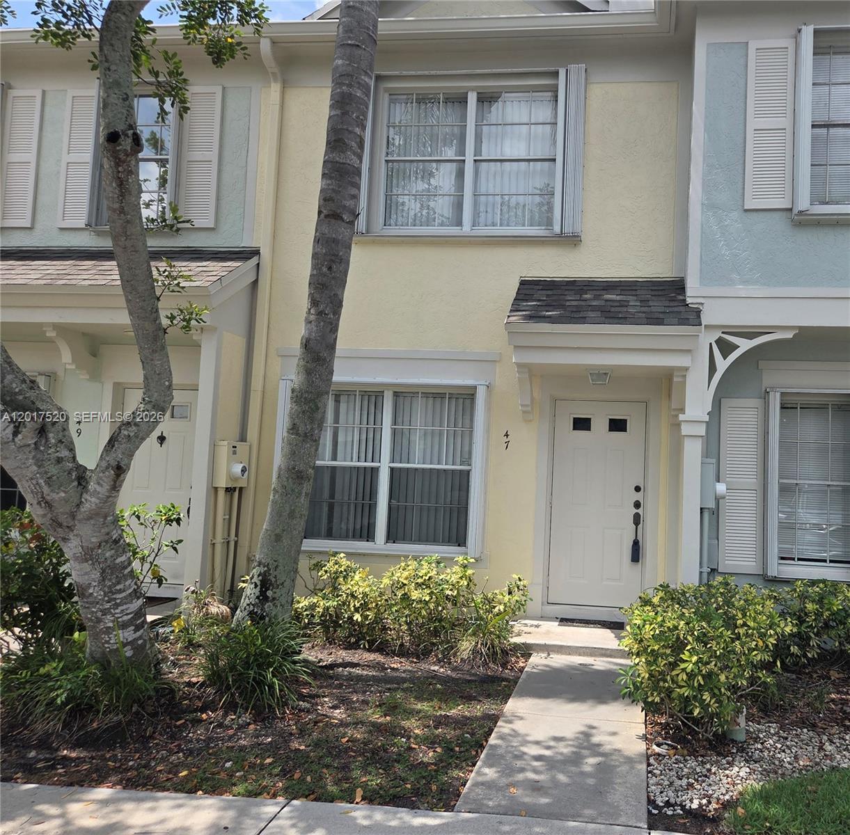 47 Simonton Circle, Weston, FL 33326, Weston