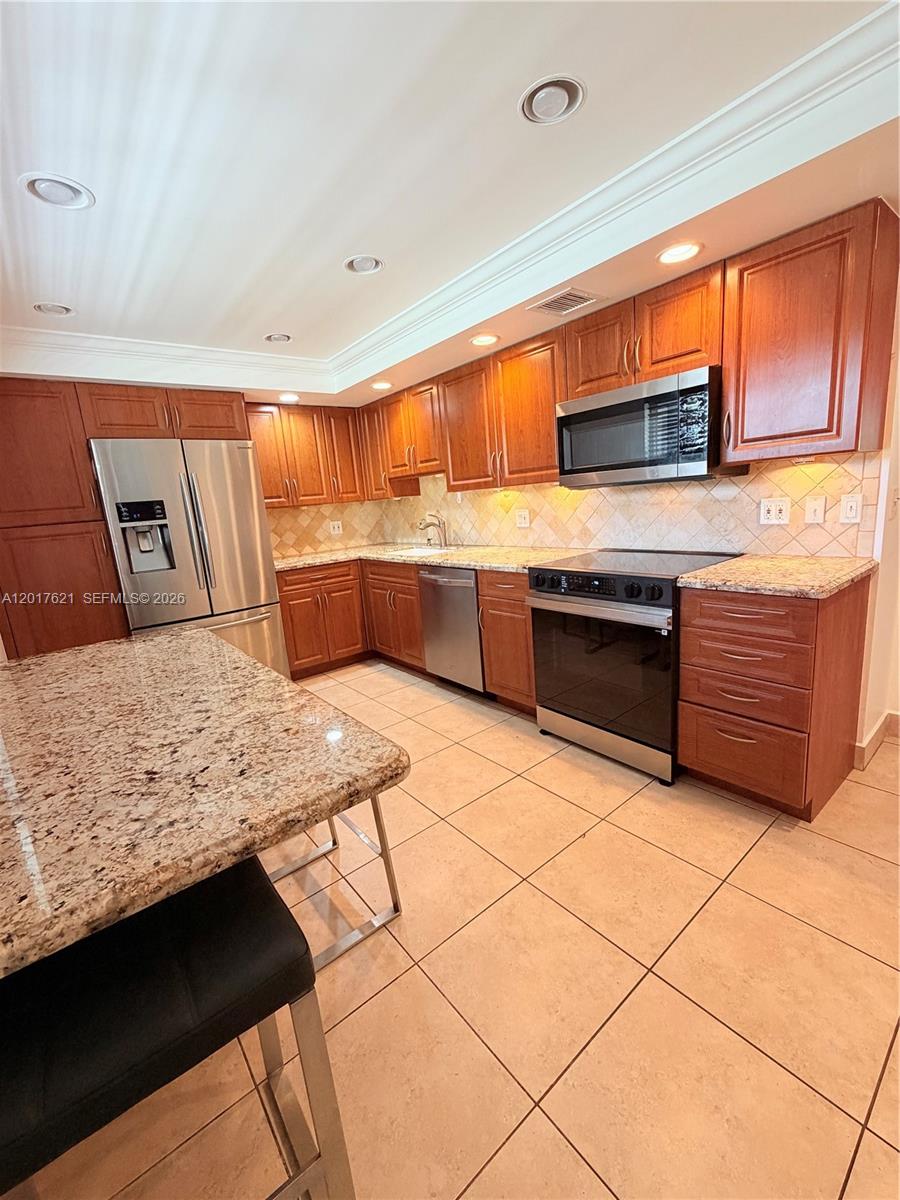 4020 W Palm Aire Drive 403, Pompano Beach, FL 33069, Pompano Beach