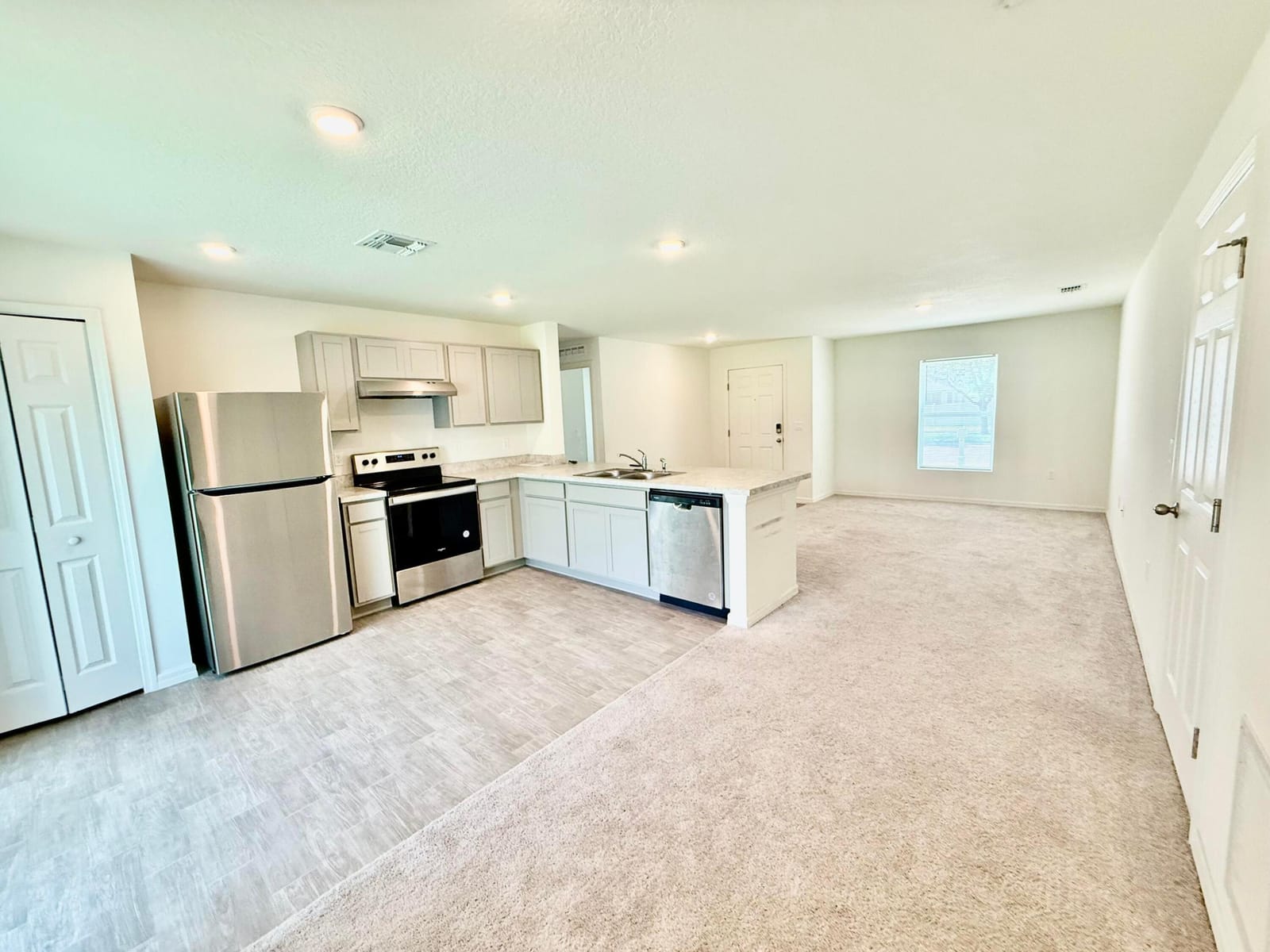 149 SW Becker Road — photo 3