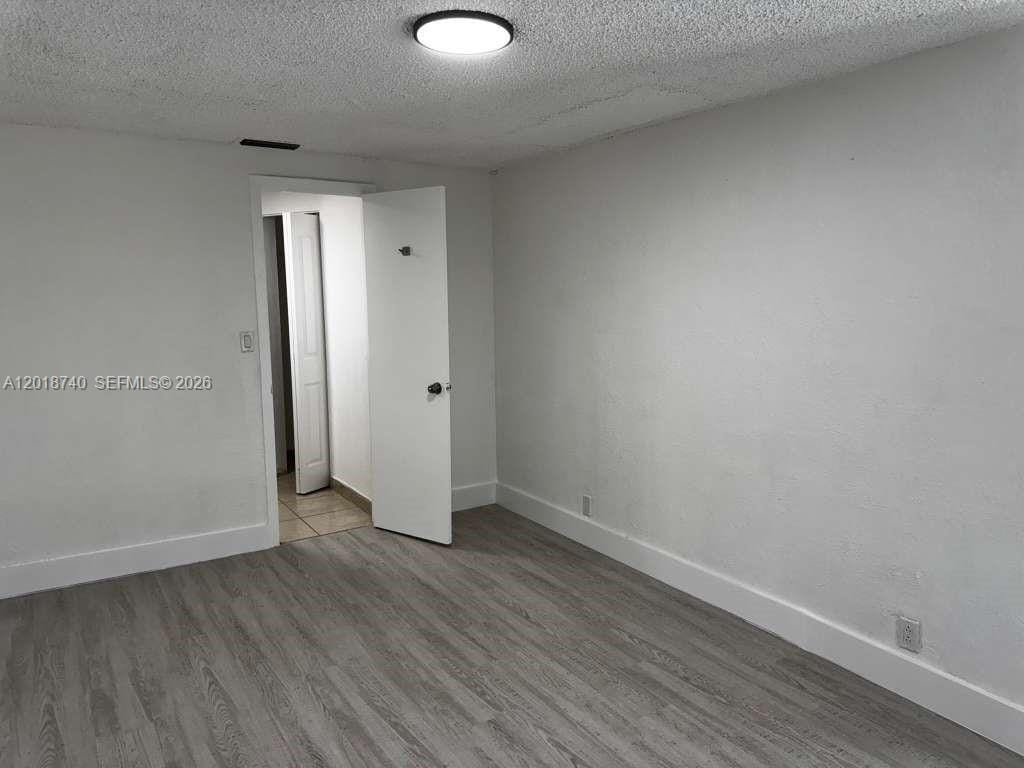 33 Allen Road — photo 2