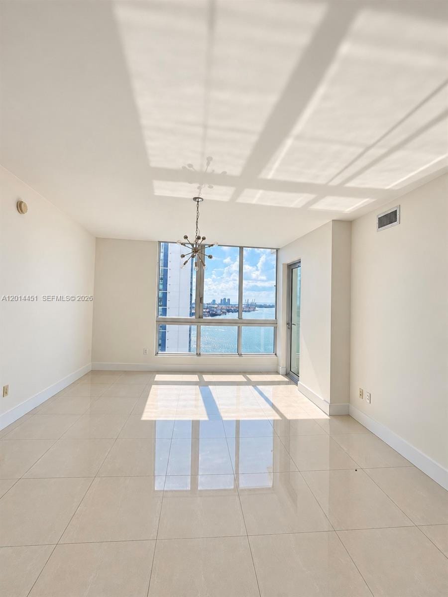 300 S Biscayne Boulevard T-3212, Miami, FL 33131 photo 2