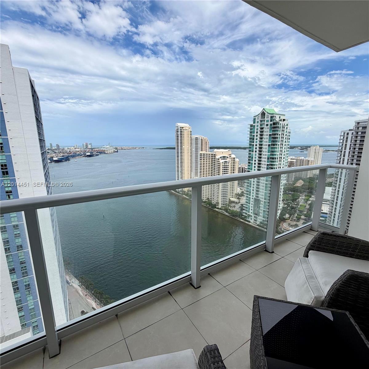 300 S Biscayne Boulevard T3212, Miami, FL 33131, Miami
