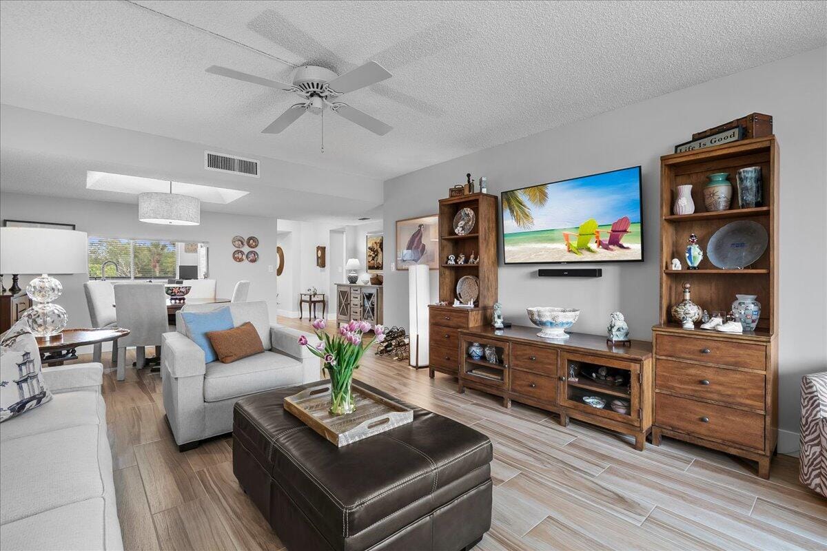 6698 10th Avenue N 305, Lake Worth, FL 33461 photo 12
